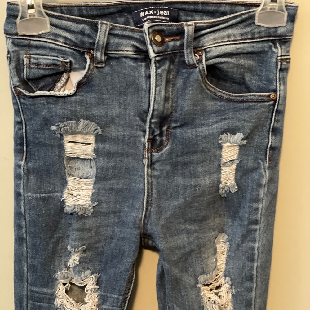 ✨✨BUNDLE AND SAVE✨✨ buy two pairs of jeans for$20✨✨ Jeans- womens size 1